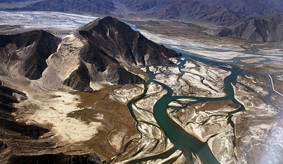 Fiume di Yarlung Tsangpo