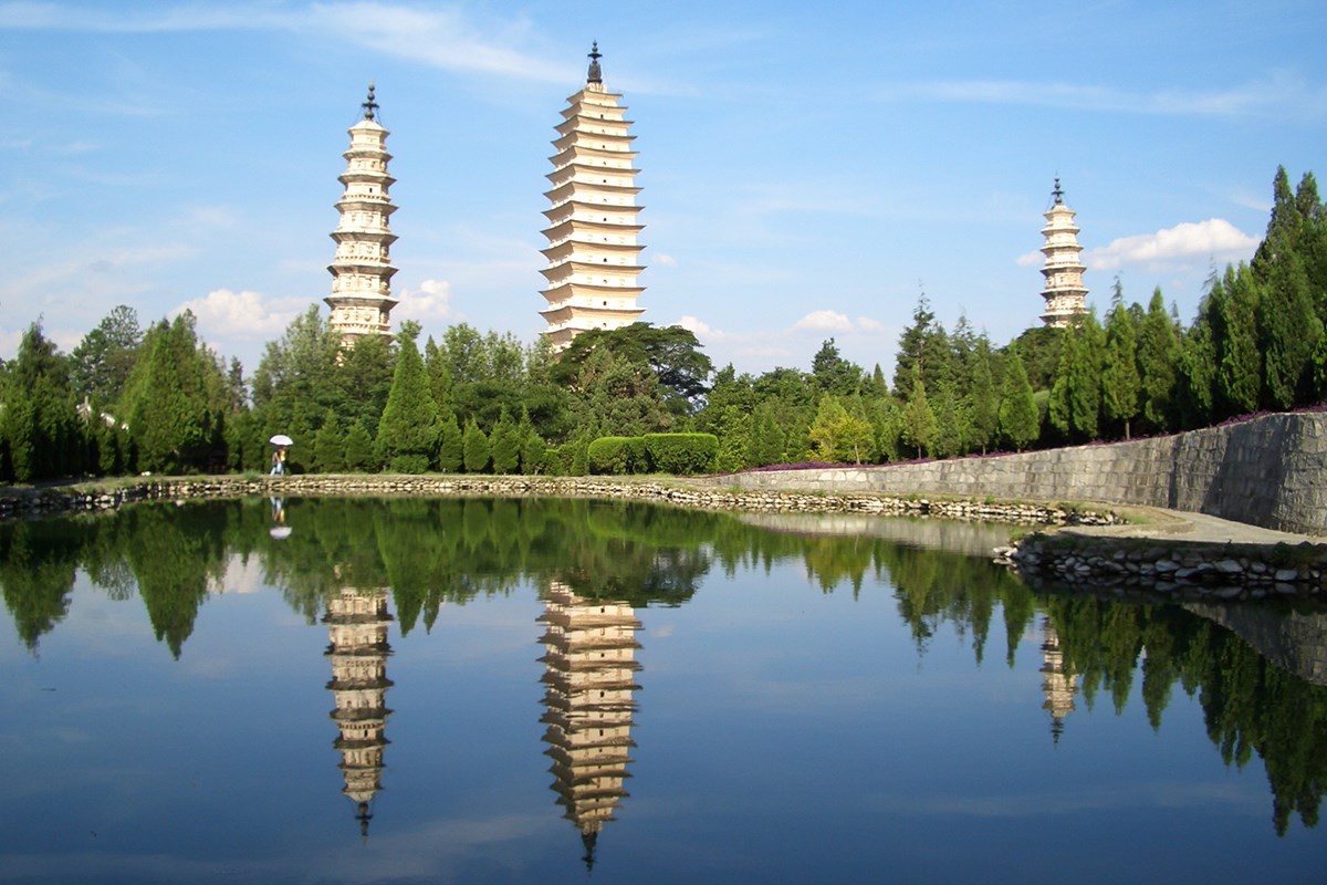 Three Pagodas Dali 