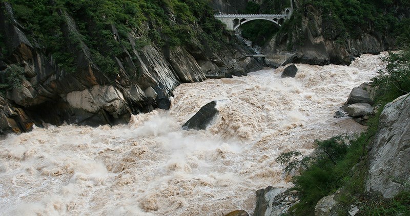 Tiger Leaping Gorge (Hutiaoxia)