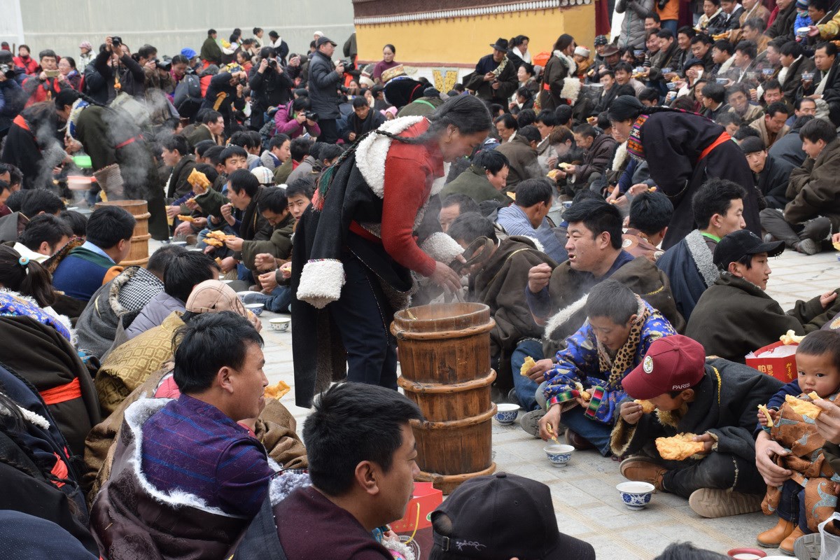 Monlam Festival (New Year Festival, Losar) in Tongren