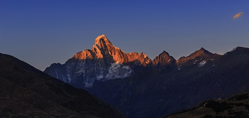 Sunset of Siguniang Shan