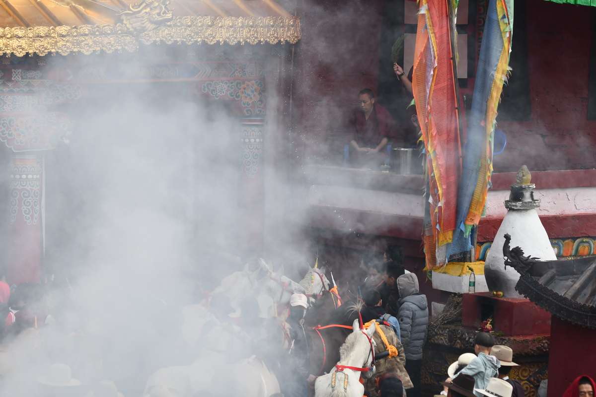 Before Horse Racing in Tagong | Foto da Liu Bin
