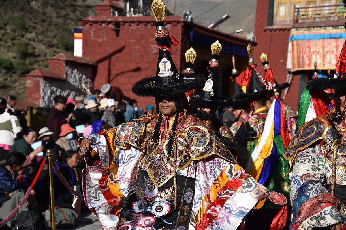Mask Dance Festival during Great Prayer in Summer | Foto da Yang Zeru