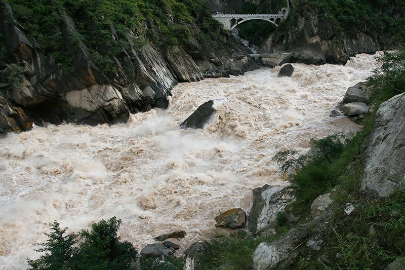 Tiger Leaping Gorge 