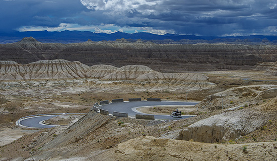 Viaggio del Self Drive dallo Xinjiang Meridionale al Tibet e allo Yunnan