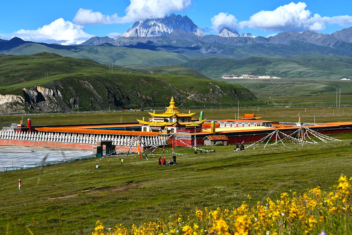 Muya Golden Pagopda of Yala Mountain | Foto da Liu Bin