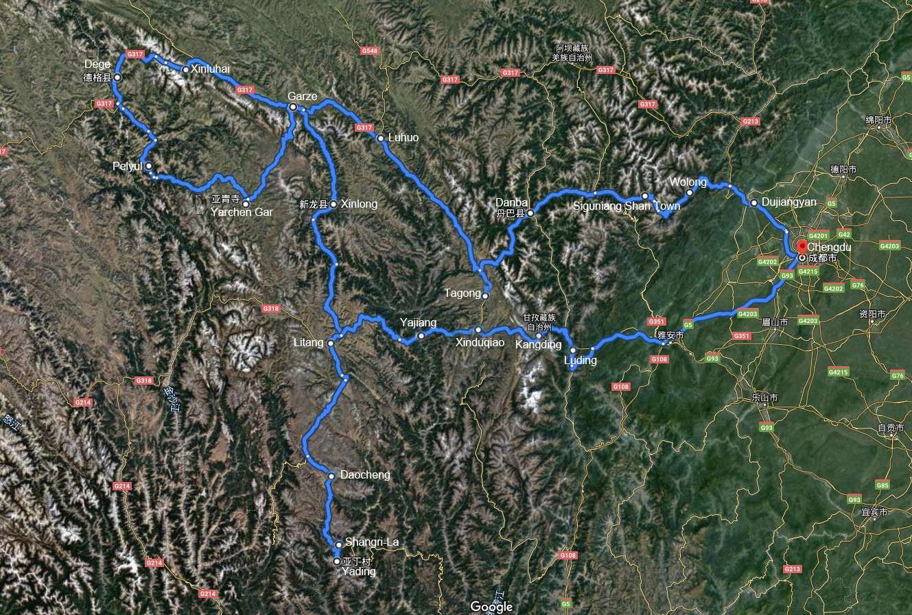 Viaggio in Moto a Noleggio per Scoprire l'Essenza dell'Area Tibetana Kham