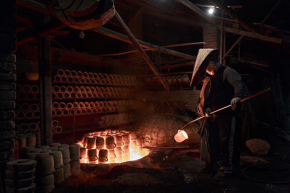Black Pottery in Yingjing