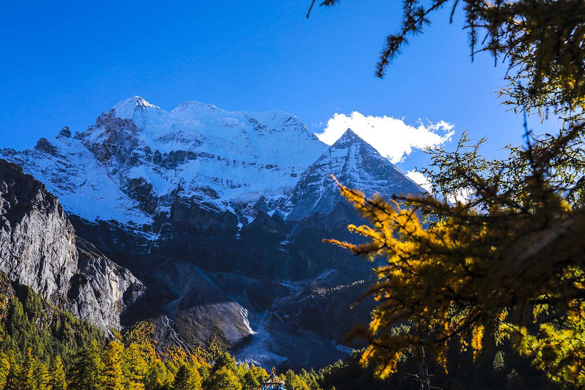 Xiannairi Mountain in Yading | Foto da Wang Lei