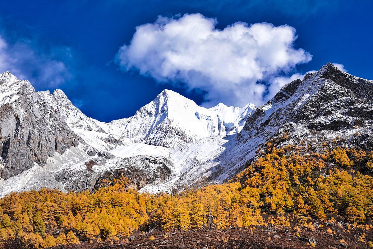Xialuoduoji Mountain in Yading | Foto da Wang Lei